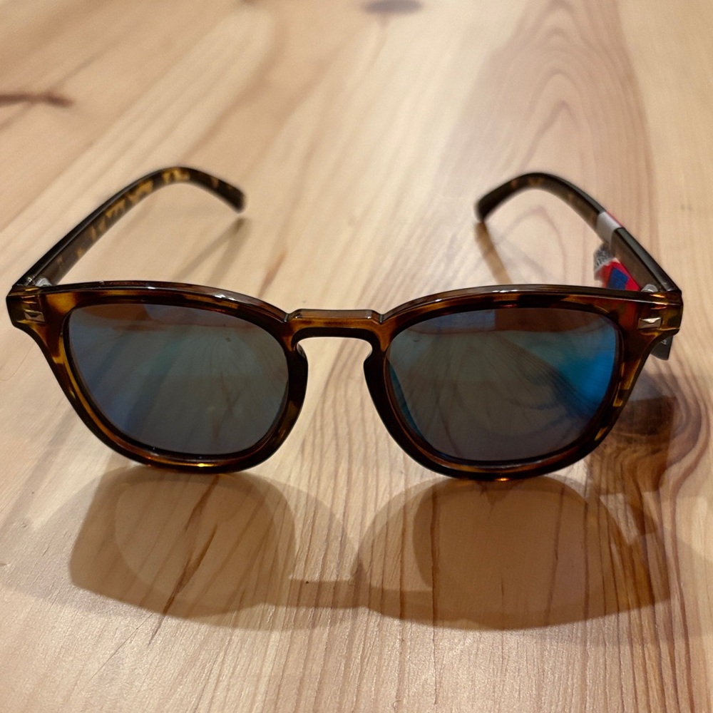 Peppers Tortoise Shell Sunglasses with Blue Polarized Lenses